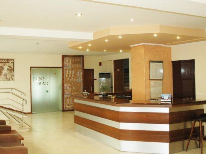 אתונה Omiros Hotel מראה חיצוני תמונה